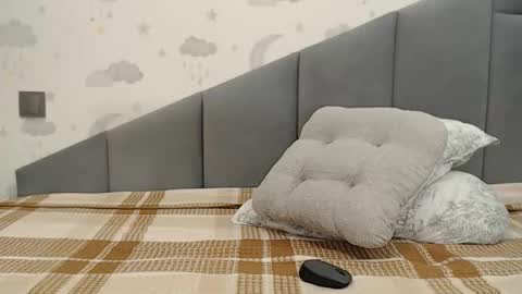 lovellykitty online show from October 15, 6:35 am