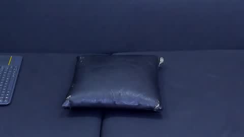 Snapshot of lovely_ashlee chatting on March 10, 12:37 pm lovely_ashlee online show from March 10, 12:37 pm