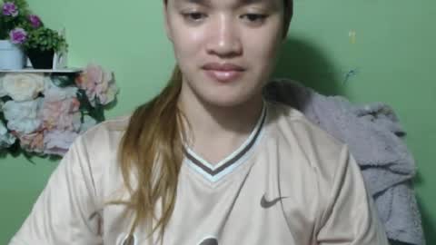 Snapshot of lovely_chicky06 chatting on March 3, 4:40 am hearty2 Hey guys Im Jess online show from March 3, 4:40 am