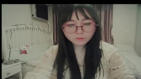 DANA KIM online show from February 4, 1:06 pm