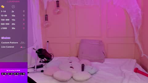 Emma online show from October 27, 1:15 pm