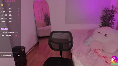 Emma online show from March 11, 3:29 pm