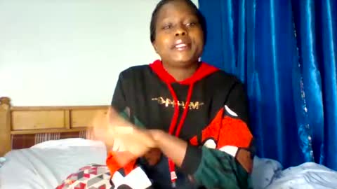 Snapshot of lovely_goodness chatting on January 29, 9:23 am enid online show from January 29, 9:23 am