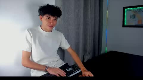 Salo online show from April 14, 4:13 pm