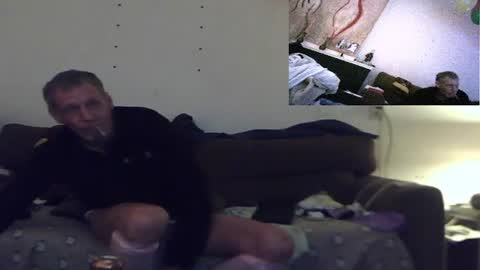 Snapshot of lovely_me165244 chatting on December 16, 3:22 am mooie man online show from December 16, 3:22 am