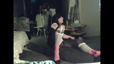 Snapshot of lovely_me165244 chatting on December 18, 11:33 pm mooie man online show from December 18, 11:33 pm