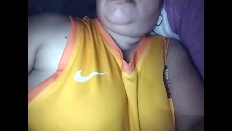 Snapshot of lovely_orchid chatting on December 3, 12:36 pm lovely_orchid online show from December 3, 12:36 pm