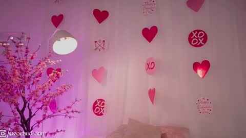    online show from February 3, 10:48 pm
