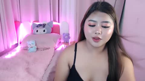 lovely_shine online show from March 6, 7:49 am