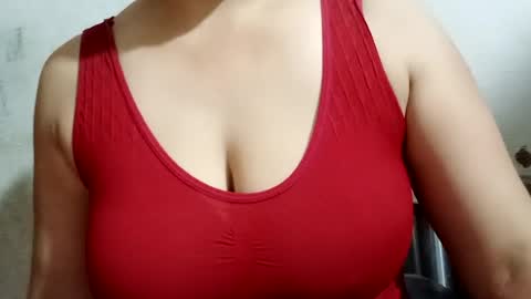 Snapshot of lovely_sweet_girl chatting on July 12, 10:39 am katrina follow me guys online show from July 12, 10:39 am