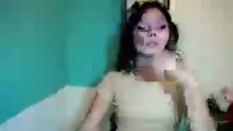 Snapshot of lovely_thea_xoxo chatting on July 13, 2:31 pm Thea online show from July 13, 2:31 pm