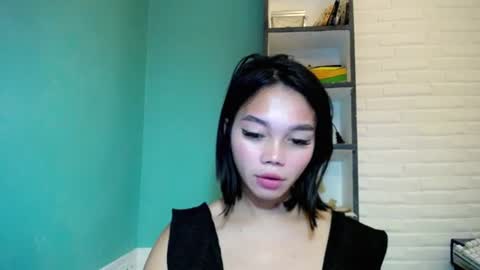 Snapshot of lovely_thea_xoxo chatting on July 21, 4:04 am Thea online show from July 21, 4:04 am