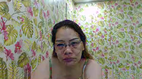 lovelyasiancutie online show from September 11, 9:04 pm