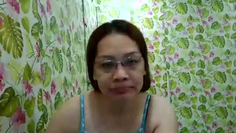 lovelyasiancutie online show from June 15, 7:38 pm