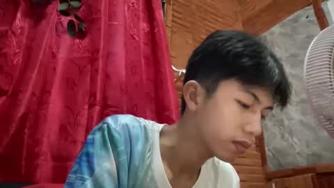 lovelyboy_jm online show from May 3, 9:48 am