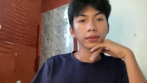lovelyboy_jm online show from May 26, 11:56 pm
