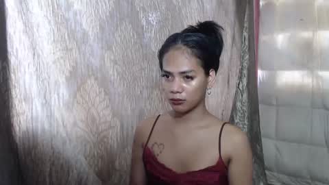Snapshot of lovelycarmilla chatting on May 8, 8:41 am Carnilla online show from May 8, 8:41 am