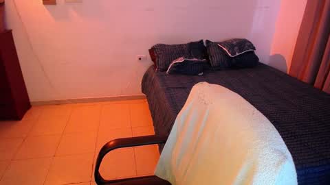 Snapshot of lovelydollyxx_ chatting on January 18, 10:17 pm lovely online show from January 18, 10:17 pm