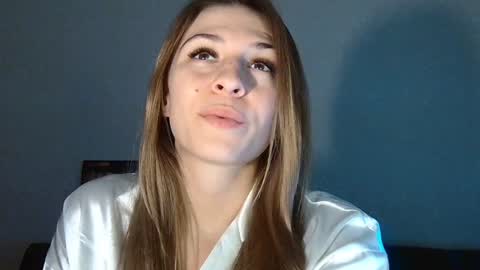 Kate only online show from February 5, 12:38 pm