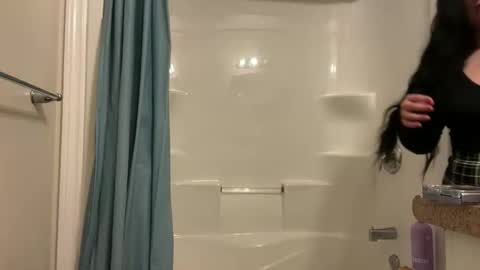 lovelykatiebabe online show from February 2, 2:38 pm