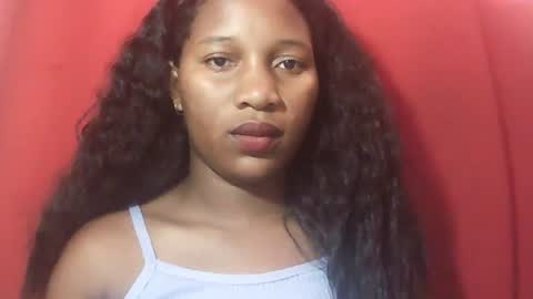 lovelylarra online show from March 1, 10:50 am