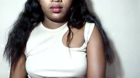 Snapshot of lovelylarra chatting on July 18, 8:07 am lovelylarra online show from July 18, 8:07 am