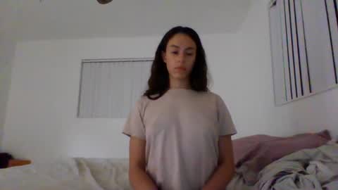 Snapshot of lovelylovelybrooke chatting on January 31, 2:15 am lovelylovelybrooke online show from January 31, 2:15 am