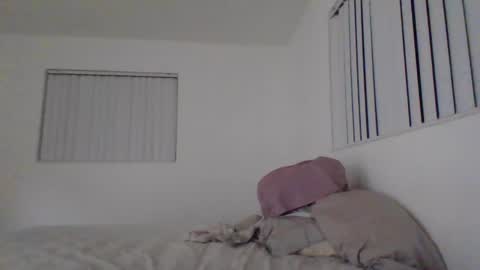 Snapshot of lovelylovelybrooke chatting on February 14, 1:02 am lovelylovelybrooke online show from February 14, 1:02 am