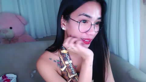 Snapshot of lovelymae18 chatting on December 2, 7:49 pm lovelymae18 online show from December 2, 7:49 pm