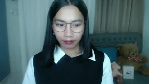 Snapshot of lovelymae18 chatting on July 17, 6:20 am lovelymae18 online show from July 17, 6:20 am