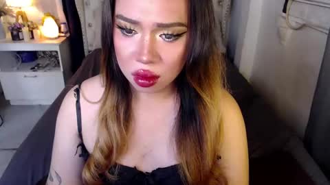 Snapshot of lovelymarie69 chatting on December 5, 6:44 pm Rebeca online show from December 5, 6:44 pm