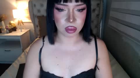 Snapshot of lovelymarie69 chatting on June 10, 5:45 pm Rebeca online show from June 10, 5:45 pm