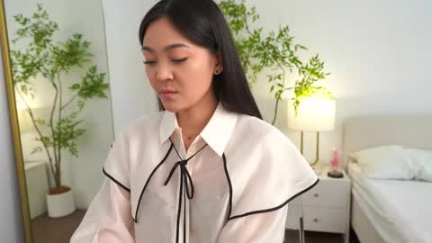 kim online show from February 16, 11:06 am