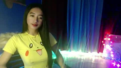 lovelypetite143 online show from March 10, 5:18 pm