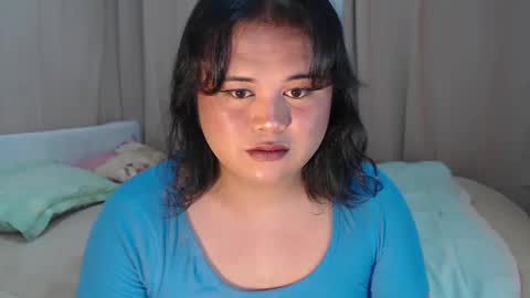 Snapshot of lovelypinaychubsx chatting on December 16, 6:53 am lovely online show from December 16, 6:53 am