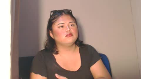 Snapshot of lovelypinaychubsx chatting on December 30, 8:47 pm lovely online show from December 30, 8:47 pm