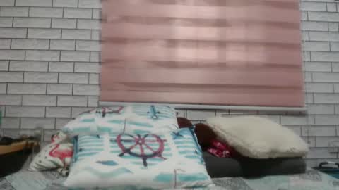 Snapshot of lovelyquey chatting on December 20, 7:55 am Angelquey online show from December 20, 7:55 am