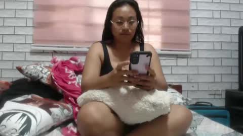 Snapshot of lovelyquey chatting on January 7, 5:54 am Angelquey online show from January 7, 5:54 am