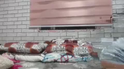 Snapshot of lovelyquey chatting on January 16, 10:02 pm Angelquey online show from January 16, 10:02 pm