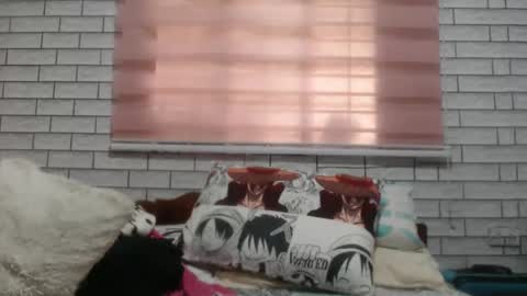 Snapshot of lovelyquey chatting on February 13, 4:11 am Angelquey online show from February 13, 4:11 am