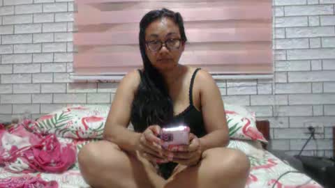 Snapshot of lovelyquey chatting on March 2, 6:51 pm Angelquey online show from March 2, 6:51 pm