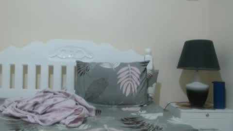 Snapshot of lovelyquey chatting on September 17, 7:37 pm Angelquey online show from September 17, 7:37 pm