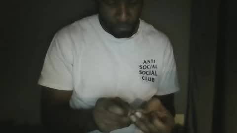 Snapshot of lovemyblackdickcum chatting on December 1, 7:13 am lovemyblackdickcum online show from December 1, 7:13 am