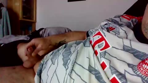 Snapshot of lover010983 chatting on February 26, 3:41 pm lover010983 online show from February 26, 3:41 pm