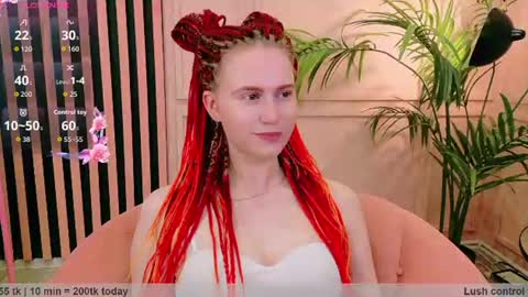 Snapshot of lover_daisy_ chatting on June 19, 11:47 am DAISY online show from June 19, 11:47 am