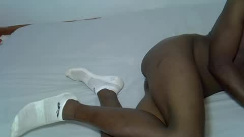 Amo and Ash online show from April 12, 9:25 am