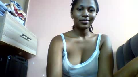 Snapshot of lovergal257 chatting on April 25, 8:39 am lovergal257 online show from April 25, 8:39 am