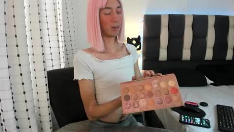 Snapshot of loverisu chatting on October 5, 7:23 pm loverisu online show from October 5, 7:23 pm