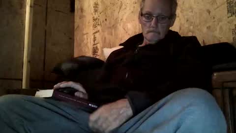 just here to have fun and cum online show from November 1, 10:17 am