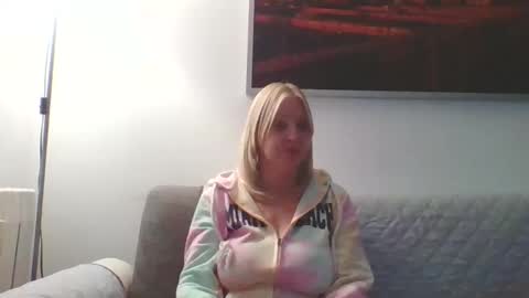 Marlyn online show from January 8, 12:13 am